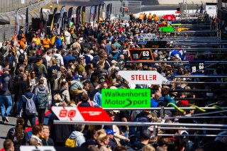 Autograph Session and Pitwalk