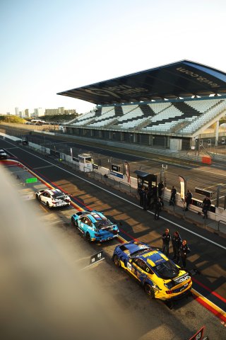 #64 - HRT Ford Performance - Jusuf OWEGA - Romain ANDRIOLO - Ford Mustang GT3
