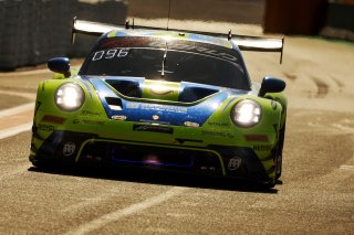 #96 - Rutronik Racing - Patric NIEDERHAUSER - Sven MULLER - Porsche 911 GT3 R (992)