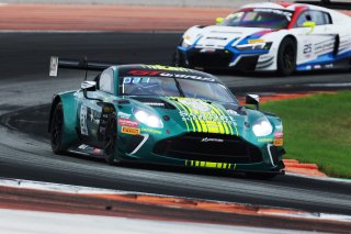 #21 - Comtoyou Racing - Jamie DAY - Kobe PAUWELS - Aston Martin Vantage AMR GT3 EVO