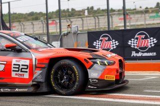 #32 - Team WRT - Charles WEERTS - Kelvin VAN DER LINDE - BMW M4 GT3 EVO 