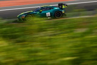 #11 - Comtoyou Racing - Jessica HAWKINS - Rodrigo ALMEIDA - Aston Martin Vantage 
