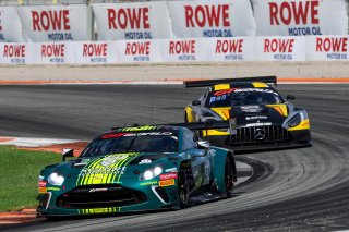 #21 - Comtoyou Racing - Jamie DAY - Kobe PAUWELS - Aston Martin Vantage AMR GT3 EVO
