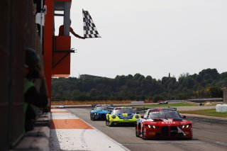 #992 - Paradine Competition - Maxime OOSTEN - Mex JANSEN - BMW M4 GT3 EVO