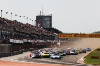 #74 - Kessel Racing - Dennis MARSCHALL - Dustin BLATTNER - Ferrari 296 GT3 Leads Race Start