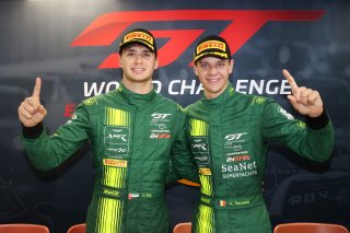 #21 - Comtoyou Racing - Jamie DAY - Kobe PAUWELS - Aston Martin Vantage AMR GT3 EVO