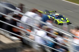 #97 - Rutronik Racing - Loek HARTOG - Eshan PIERIS - Porsche 911 GT3 R (992)