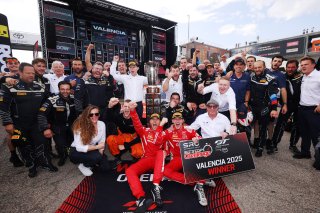 #32 - Team WRT - Charles WEERTS - Kelvin VAN DER LINDE - BMW M4 GT3 EVO 