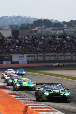 #35 - Walkenhorst Motorsport - Henrique Chaves - Mateo VILLAGOMEZ - Mercedes-AMG GT3 EVO 