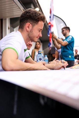 #78 - Barwell Motorsport - Sandy MITCHELL - Lamborghini Huracan GT3 EVO2