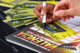 Pit walk and autograph session