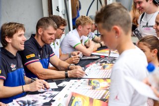 Pit walk and autograph session