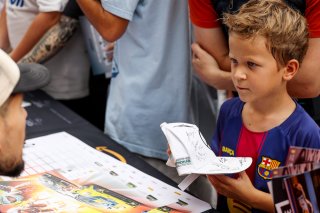 Pit walk and autograph session