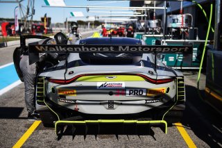 #34 - Walkenhorst Motorsport - Henrique CHAVES/Christian KROGNES/Jamie DAY - Aston Martin Vantage AMR GT3 EVO