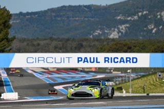 #34 - Walkenhorst Motorsport - Henrique CHAVES/Christian KROGNES/Jamie DAY - Aston Martin Vantage AMR GT3 EVO