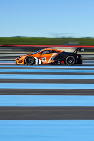 #4 - Optimum Motorsport - Harry GEORGE/Adam SMALLEY/Freddie TOMLINSON - McLaren 720S GT3 EVO