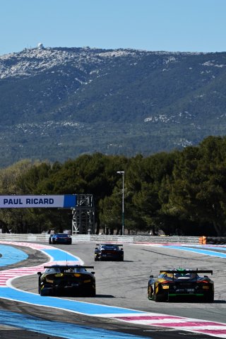 #111 - CSA Racing - Arthur ROUGIER/Simon GACHET/James KELL - McLaren 720S GT3 EVO