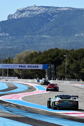 #34 - Walkenhorst Motorsport - Henrique CHAVES/Christian KROGNES/Jamie DAY - Aston Martin Vantage AMR GT3 EVO