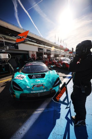 #44 - Greystone GT - Jayden KELLY - Josh RATTICAN - Tommy PINTOS - McLaren 720S GT3 EVO