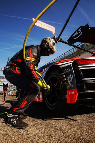 Eastalent Racing Mechanic