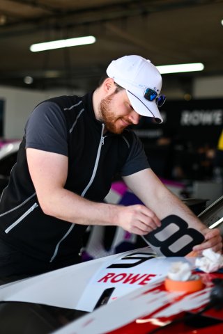 #98 - Rowe Racing - Augusto FARFUS - Raffaele MARCIELLO - Jake DENNIS - BMW M4 GT3 EVO