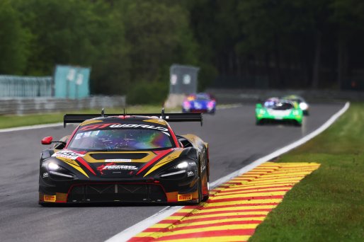 #555 - CSA Racing - Baptiste MOULIN - Romain ANDRIOLO - Lorens LECERTUA - Sai SANJAY - McLaren 720S GT3 EVO | SRO / JEP