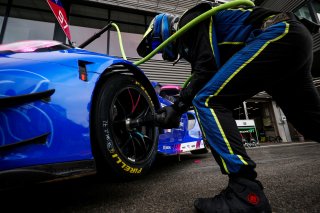 #97 - Rutronik Racing - Michelle GATTING - Antares AU - Martin RUMP - Sven MULLER - Porsche 911 GT3 R EVO