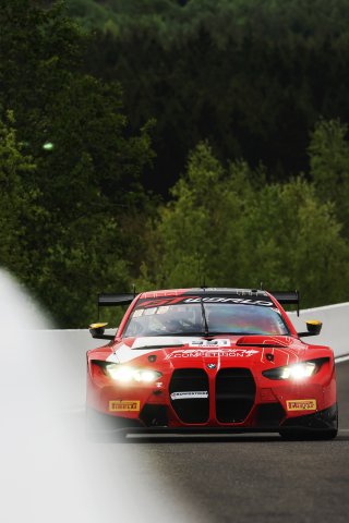 #991 - Paradine Competition - James KELLETT - Darren LEUNG - BMW M4 GT3 EVO
