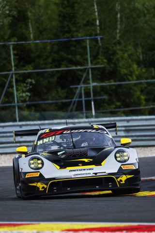 #10 - Boutsen VDS - Gilles MAGNUS - Robin KNUTSSON - Alessandro GHIRETTI - Porsche 911 GT3 R EVO