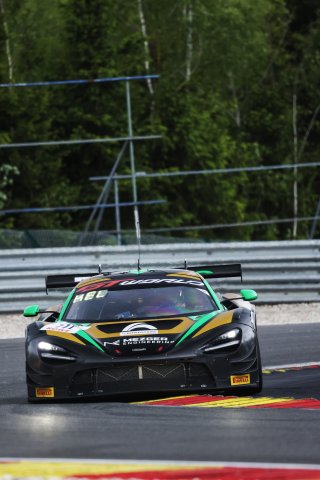 #111 - CSA Racing - James KELL - Arthur ROUGIER - Simon GACHET - Jim PLA - McLaren 720S GT3 EVO