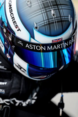 #56 - Ecurie Ecosse Blackthorn - Jonathan ADAM - Aston Martin Vantage AMR GT3 EVO