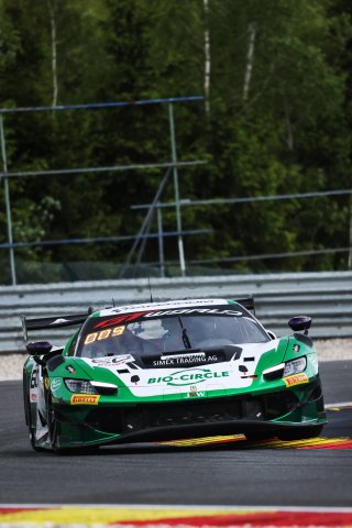 #60 - JMW Motorsport - Thomas KIEFER - Rolf INEICHEN - Tim HEINEMANN - Ferrari 296 GT3 EVO