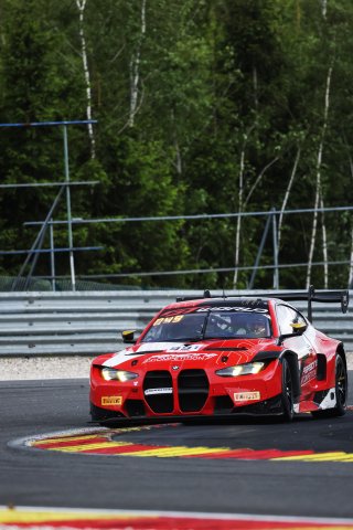 #991 - Paradine Competition - James KELLETT - Darren LEUNG - BMW M4 GT3 EVO