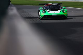 #54 - Dinamic GT - Tanart SATHIENTHIRAKUL - Francesco SIMONAZZI - Angus WHITESIDE - Loris CABIROU - Porsche 911 GT3 R EVO