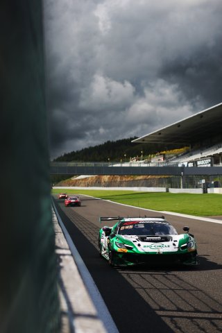 #60 - JMW Motorsport - Thomas KIEFER - Rolf INEICHEN - Tim HEINEMANN - Ferrari 296 GT3 EVO