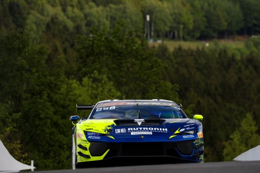 #96 - Rutronik Racing - Luca ENGSTLER - Marco MAPELLI - Patric NIEDERHAUSER - Lamborghini Temerario GT3 | SRO / JEP