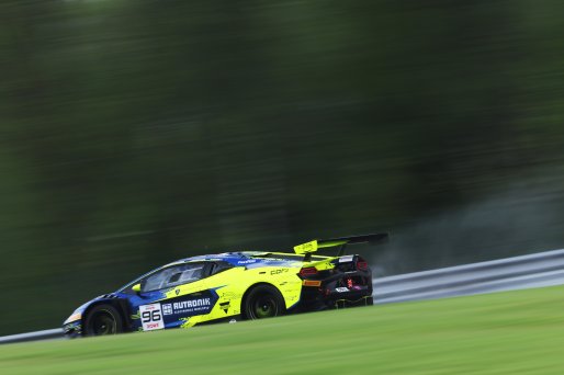 #96 - Rutronik Racing - Luca ENGSTLER - Marco MAPELLI - Patric NIEDERHAUSER - Lamborghini Temerario GT3 | SRO / JEP