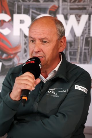 Comtoyou Racing in the press conference