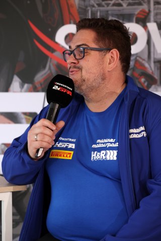  Muehlner Motorsport in the press conference