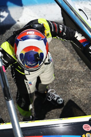 #46 - Team WRT - Daniel HARPER - BMW M4 GT3 EVO