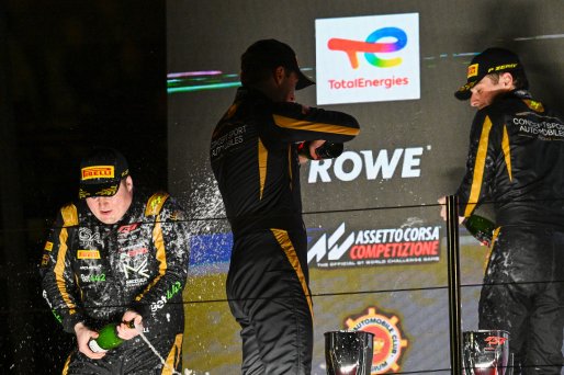 #111 - CSA Racing - Arthur ROUGIER - Simon GACHET - James KELL - McLaren 720S GT3 EVO | SRO / JEP