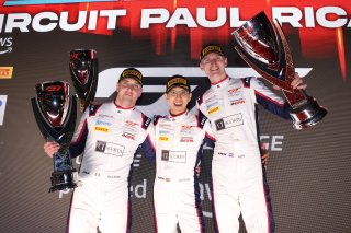 #97 - Rutronik Racing - Antares AU/Riccardo PERA/Loek HARTOG - Porsche 911 GT3 R EVO