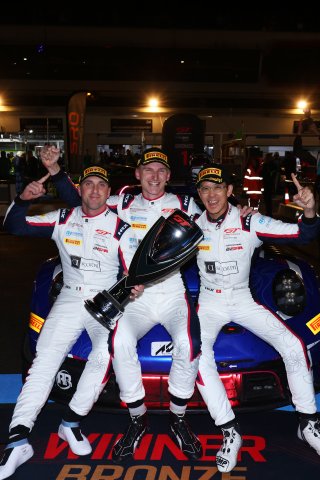 #97 - Rutronik Racing - Antares AU - Riccardo PERA - Loek HARTOG - Porsche 911 GT3 R EVO Win Bronze Class