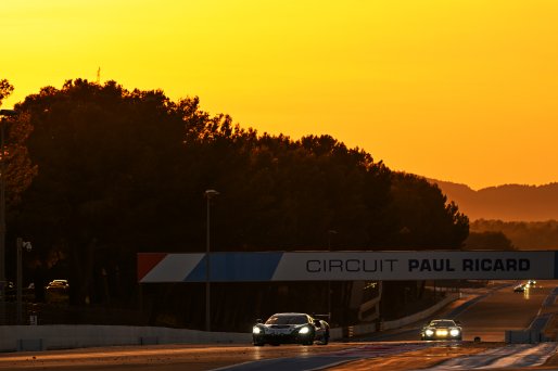 #60 - JMW Motorsport - Chandler HULL - Rolf INEICHEN - Tim HEINEMANN - Ferrari 296 GT3 EVO | SRO / JEP