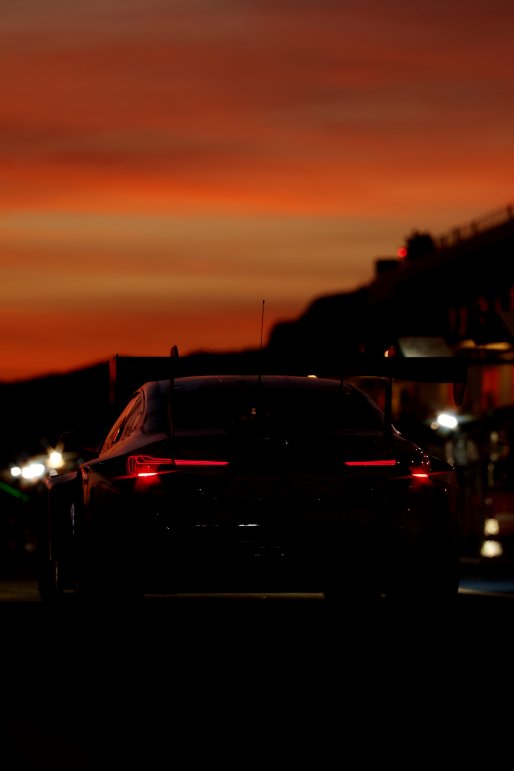 #991 - Paradine Competition - Darren LEUNG/James KELLETT/Dries VANTHOOR - BMW M4 GT3 EVO | SRO / JEP