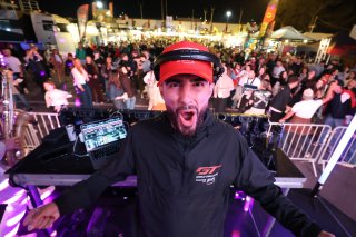 Fanzone and Sunset Party