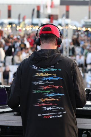 Fanzone and sunset party
