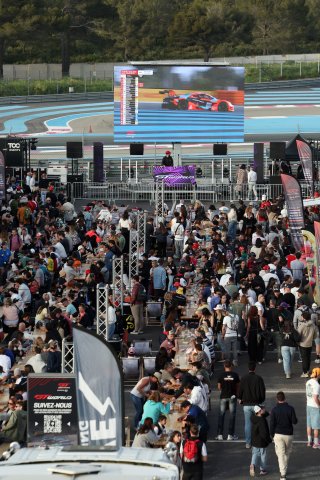 Fanzone and sunset party