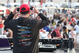Fanzone and sunset party
