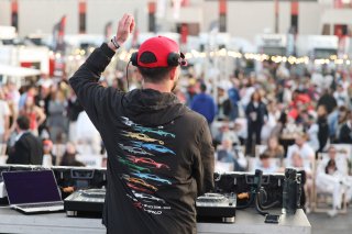 Fanzone and sunset party